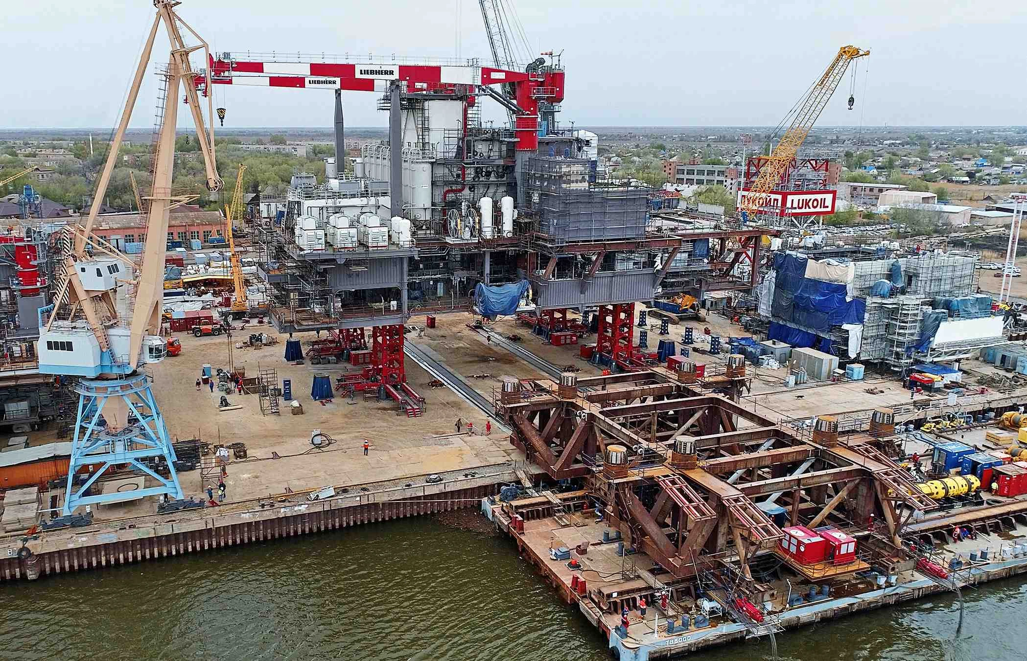 08.lsp-topside-construction-5