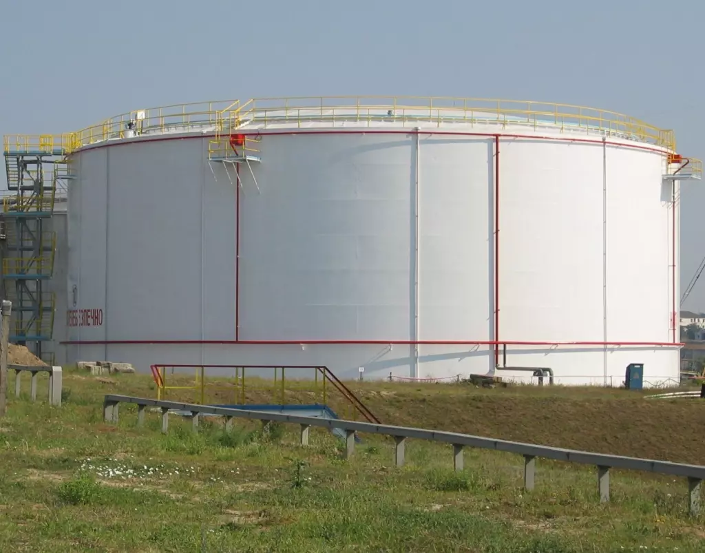 Overhaul of 20000 m³ VSTP No.10 at “Avgustovka” oil pumping station