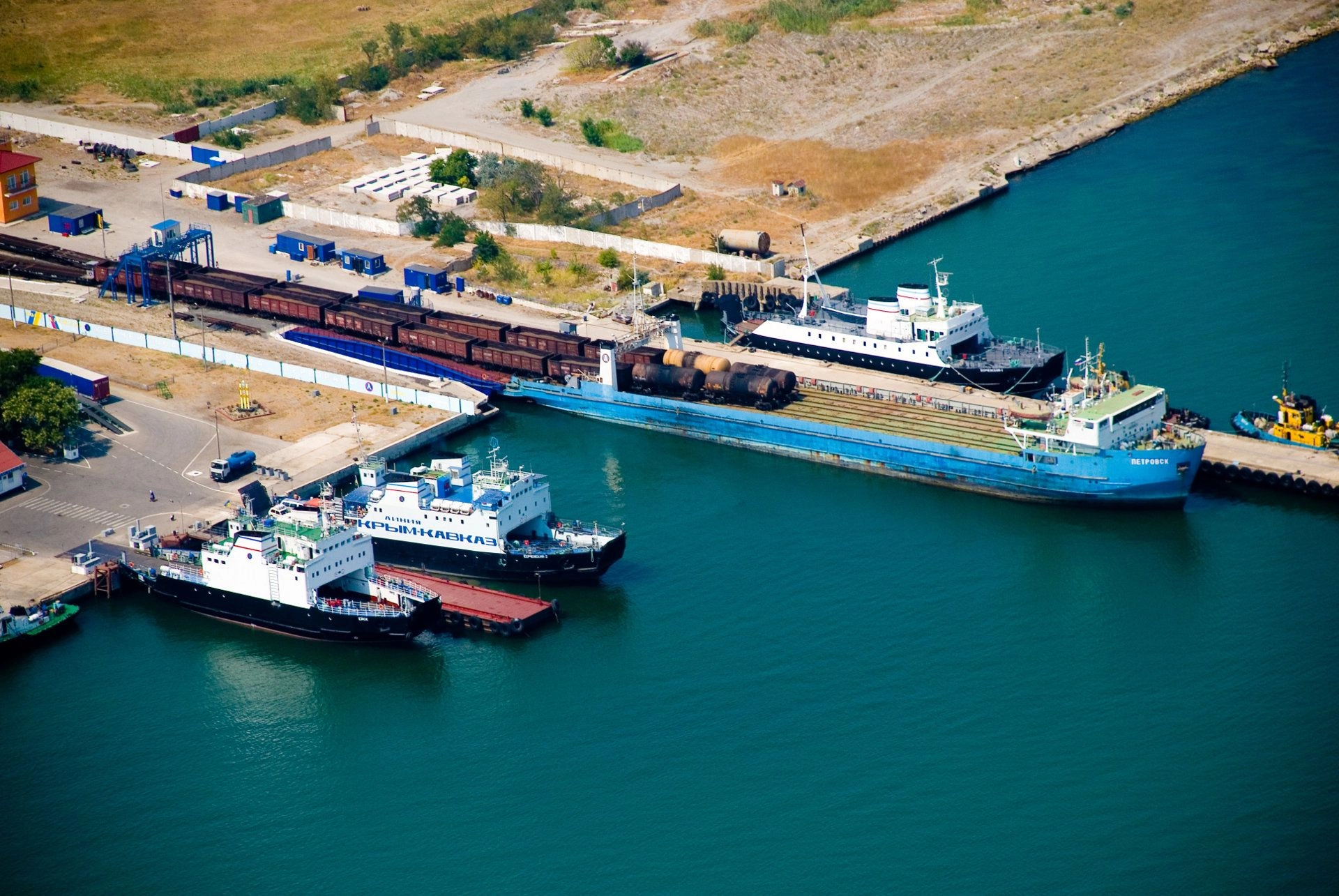 01-taman-oil-terminal