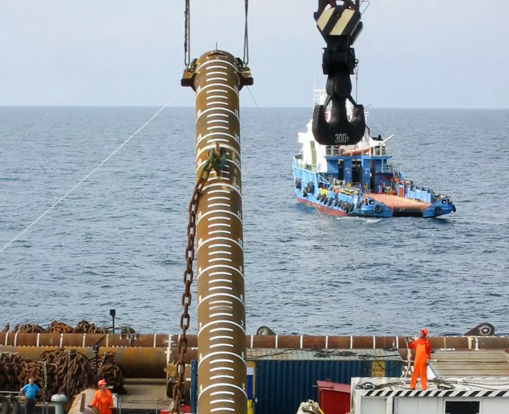 Installation of Anchor-mooring System for Installation of FSO